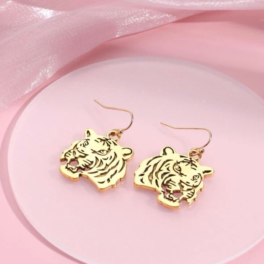 NWT Tiger Drop Earrings